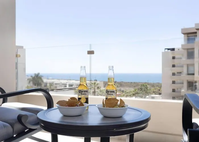 Stunning 2br Ocean Views & Gym Pool At Vista Vela Holiday home